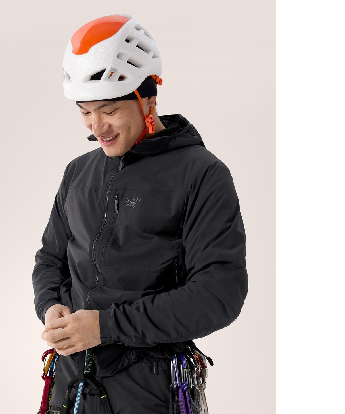 아크테릭스(ARCTERYX) 프로톤 SL 후디 남성 - BLACK / AJQSM09557