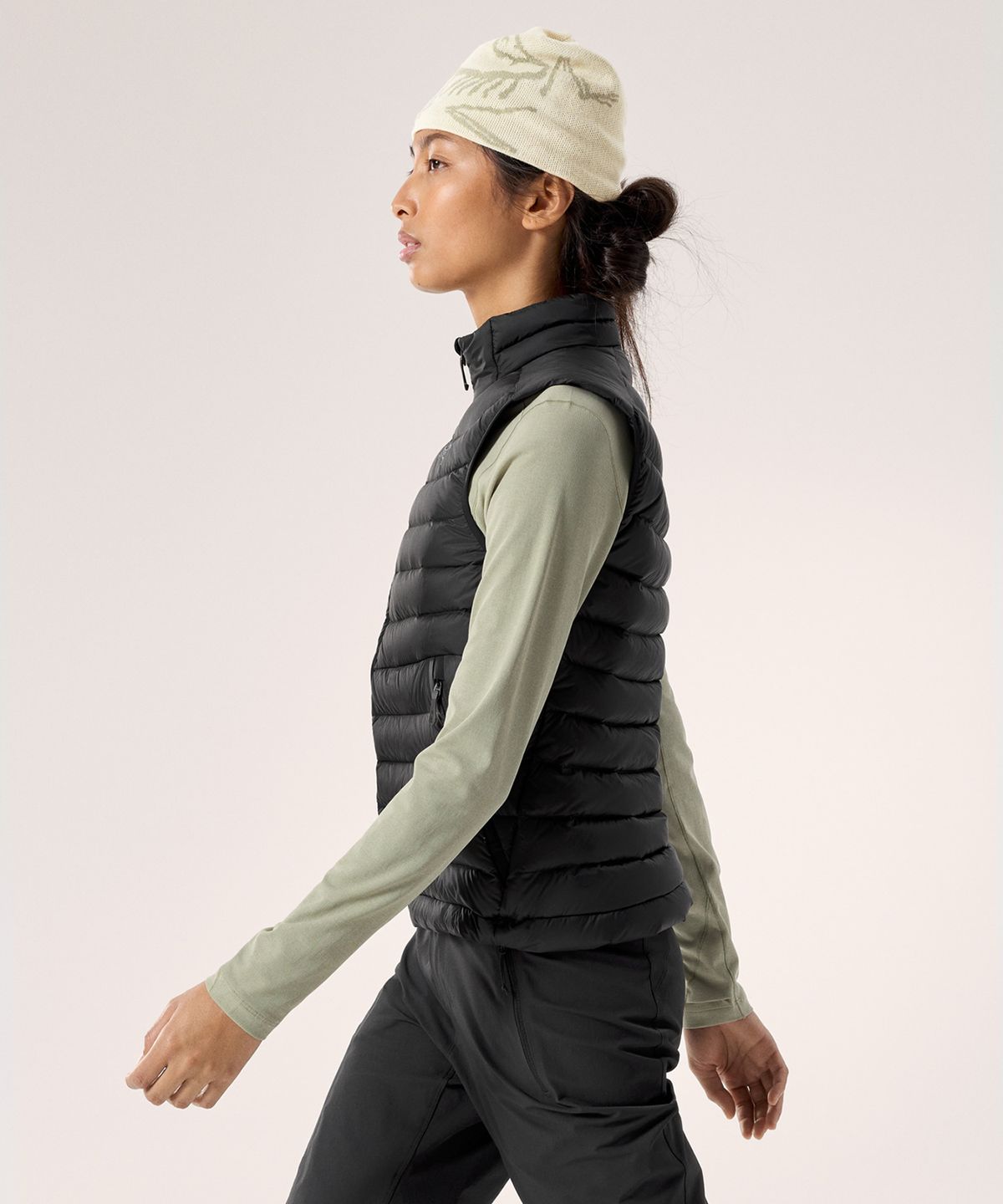 아크테릭스(ARCTERYX) 세륨 베스트 여성 - BLACK / AJQSW10556
