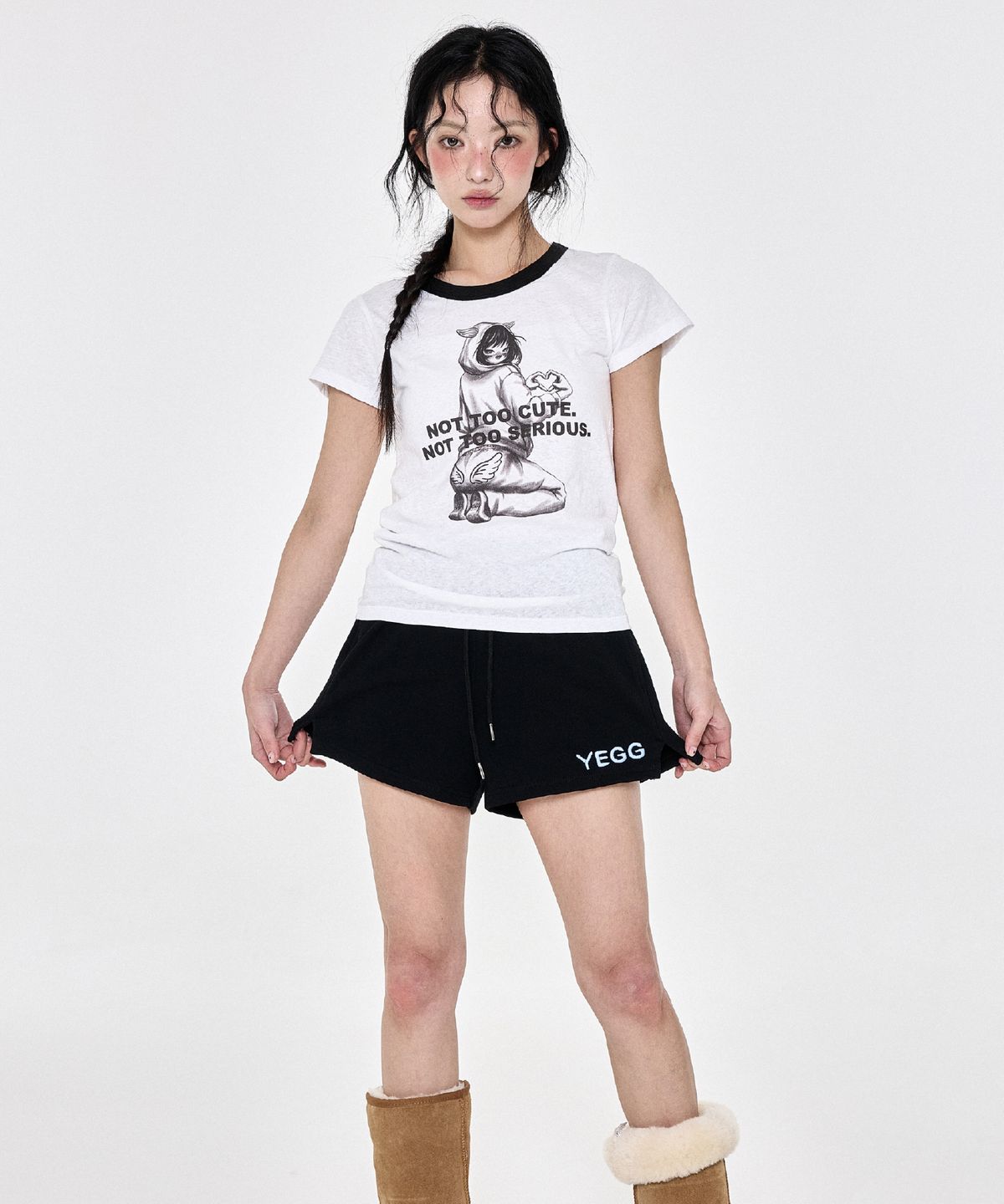 예그(YEGG) 드로잉 티