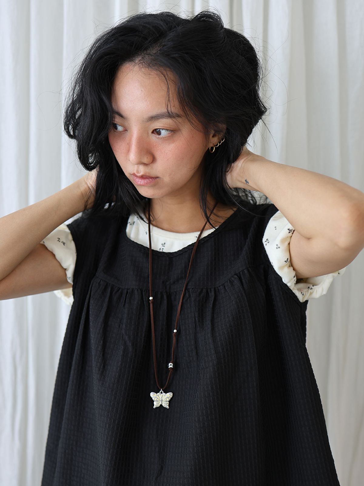 무음(MUWM) 페어리 슬리브 드레스 Fairy Sleeve Dress (Black)