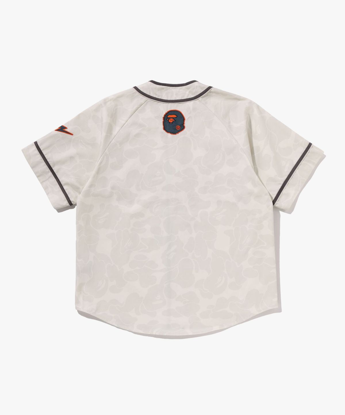 베이프(BAPE) 솔리드 카모 멀티 로고 베이스볼 SS 셔츠(M) IVORY