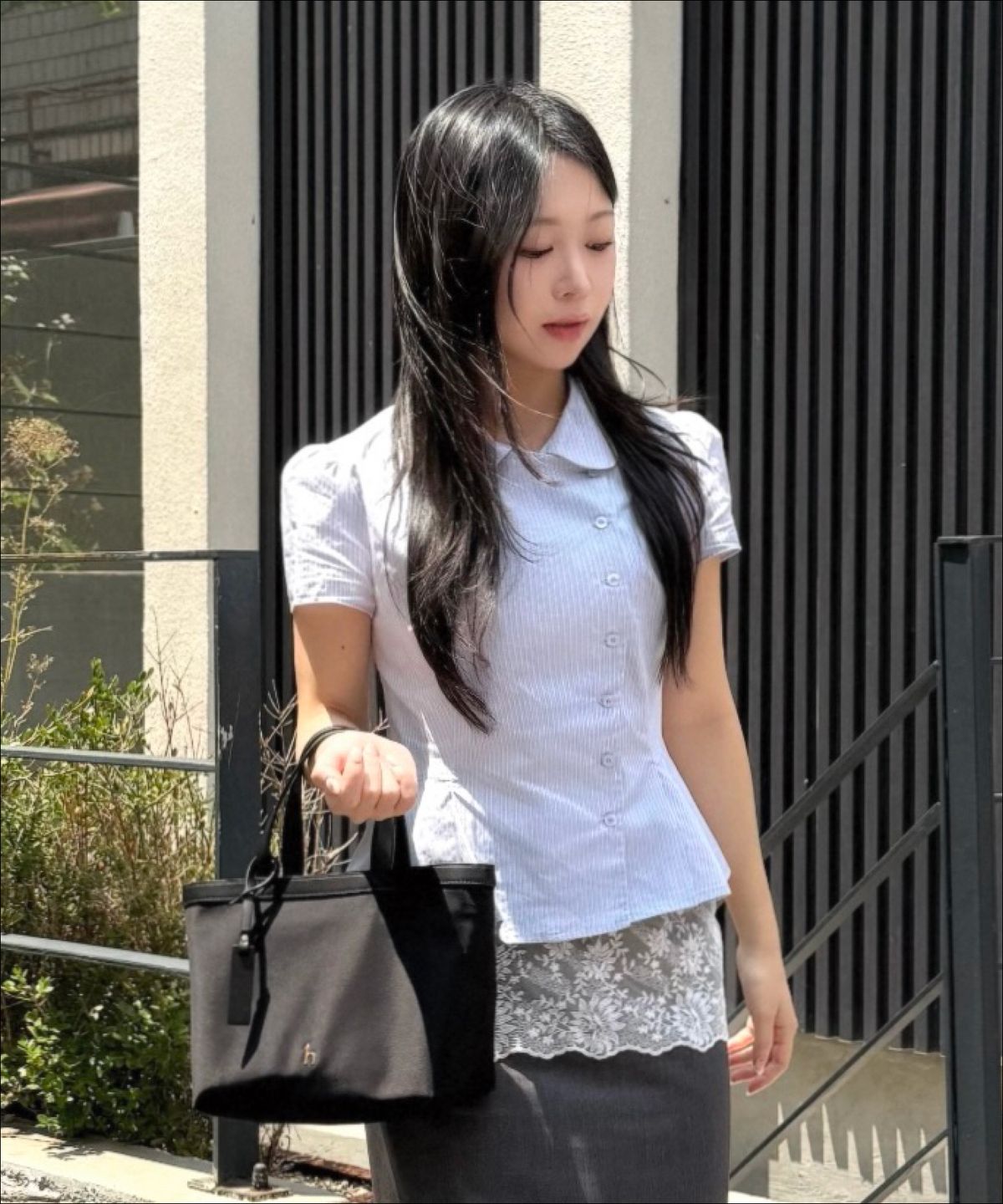 미쏘(MIXXO) 라운드카라 스트라이프 셔츠_MIWYAG608G MIWYAG90QG