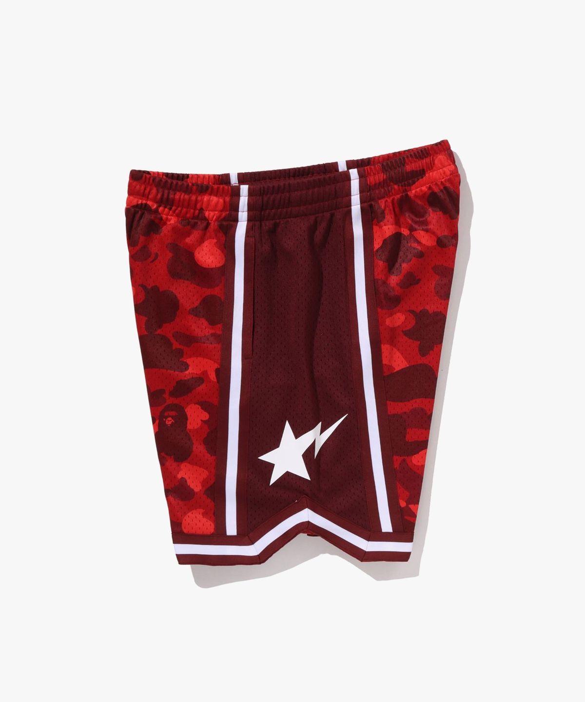 베이프(BAPE) 컬러 카모 메쉬 릴렉스드 핏 쇼츠(M) RED