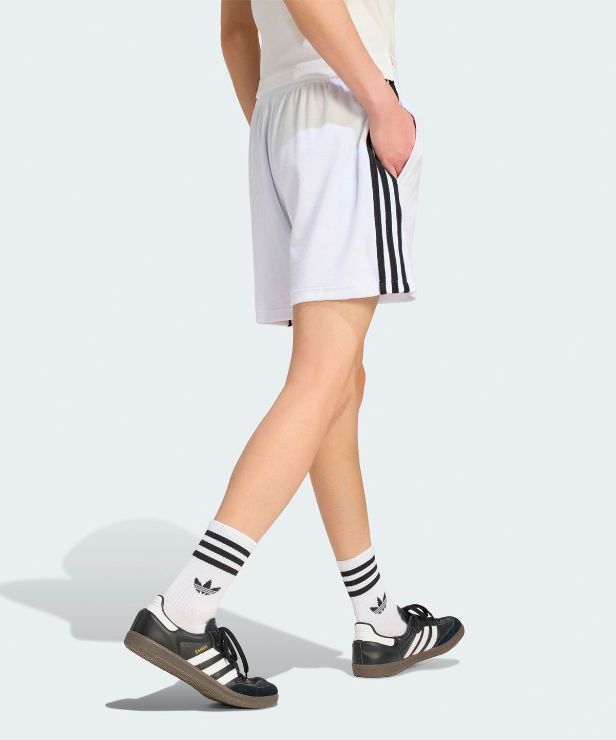 아디다스(ADIDAS) 테리 숏 팬츠 - 화이트 / KW7408