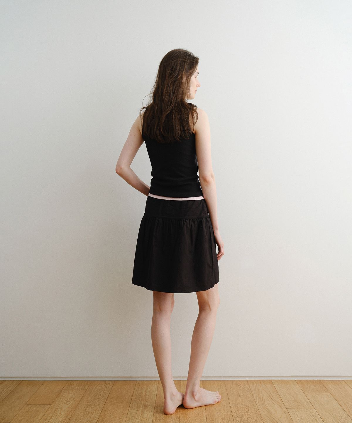드노아(DENOAH) 마레 플레어 스커트(블랙)