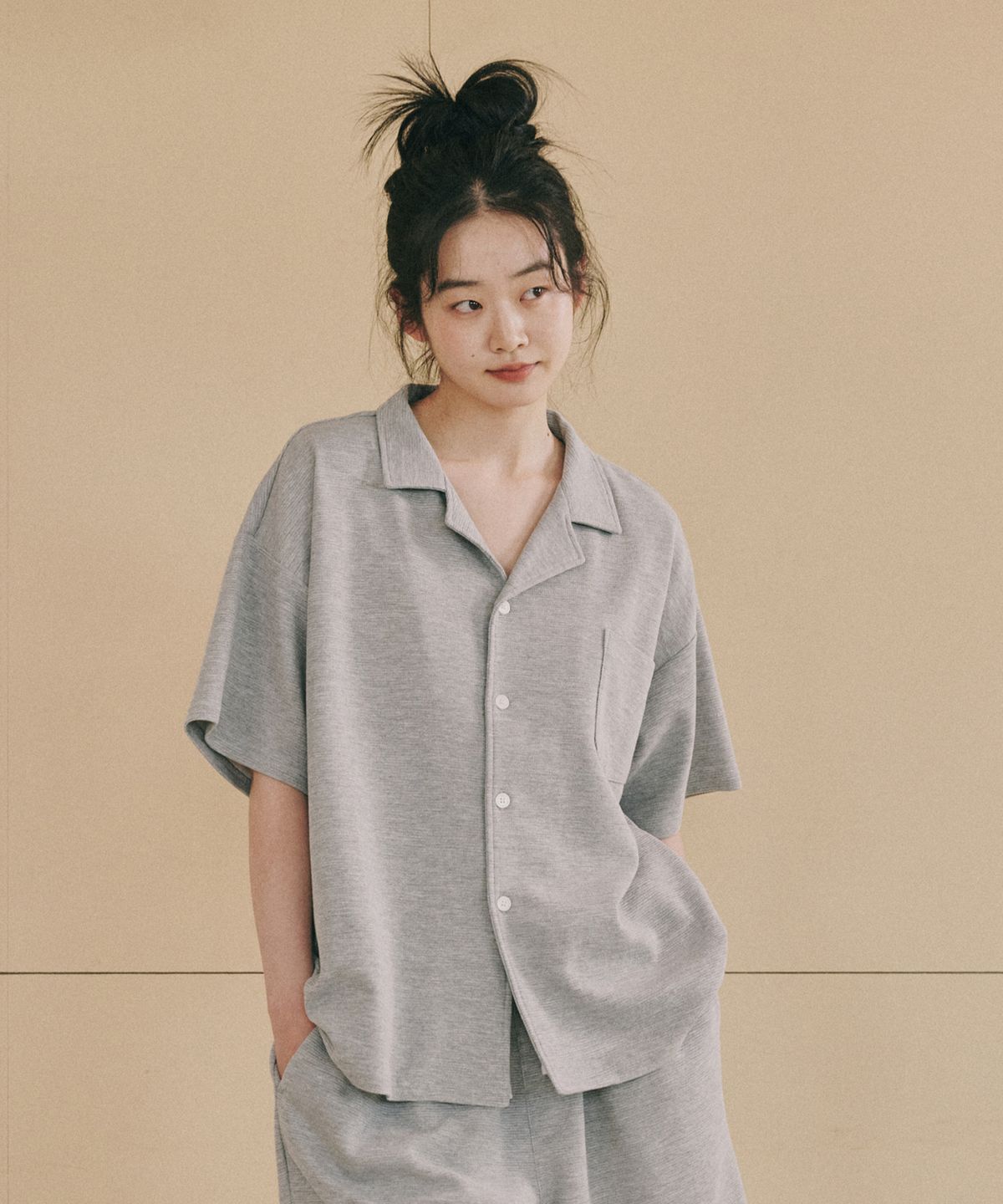 오끼뜨(OGGITT) 레지던스 와플 파자마 셔츠 그레이