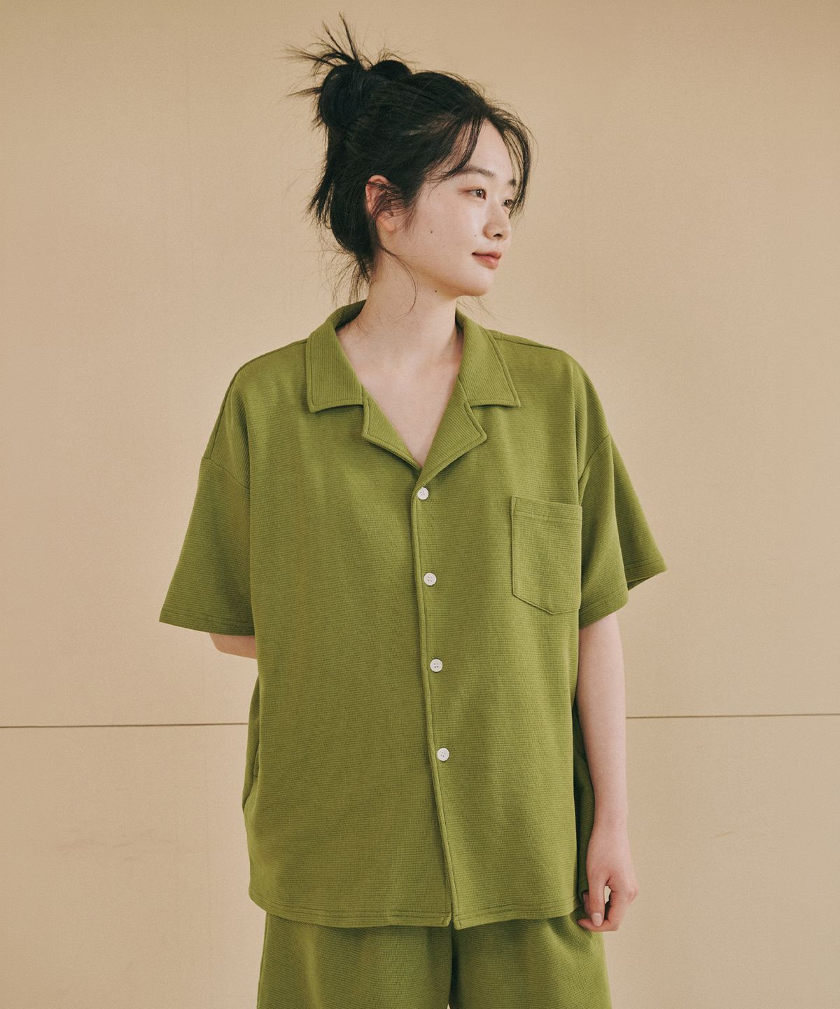 오끼뜨(OGGITT) 레지던스 와플 파자마 셔츠 올리브