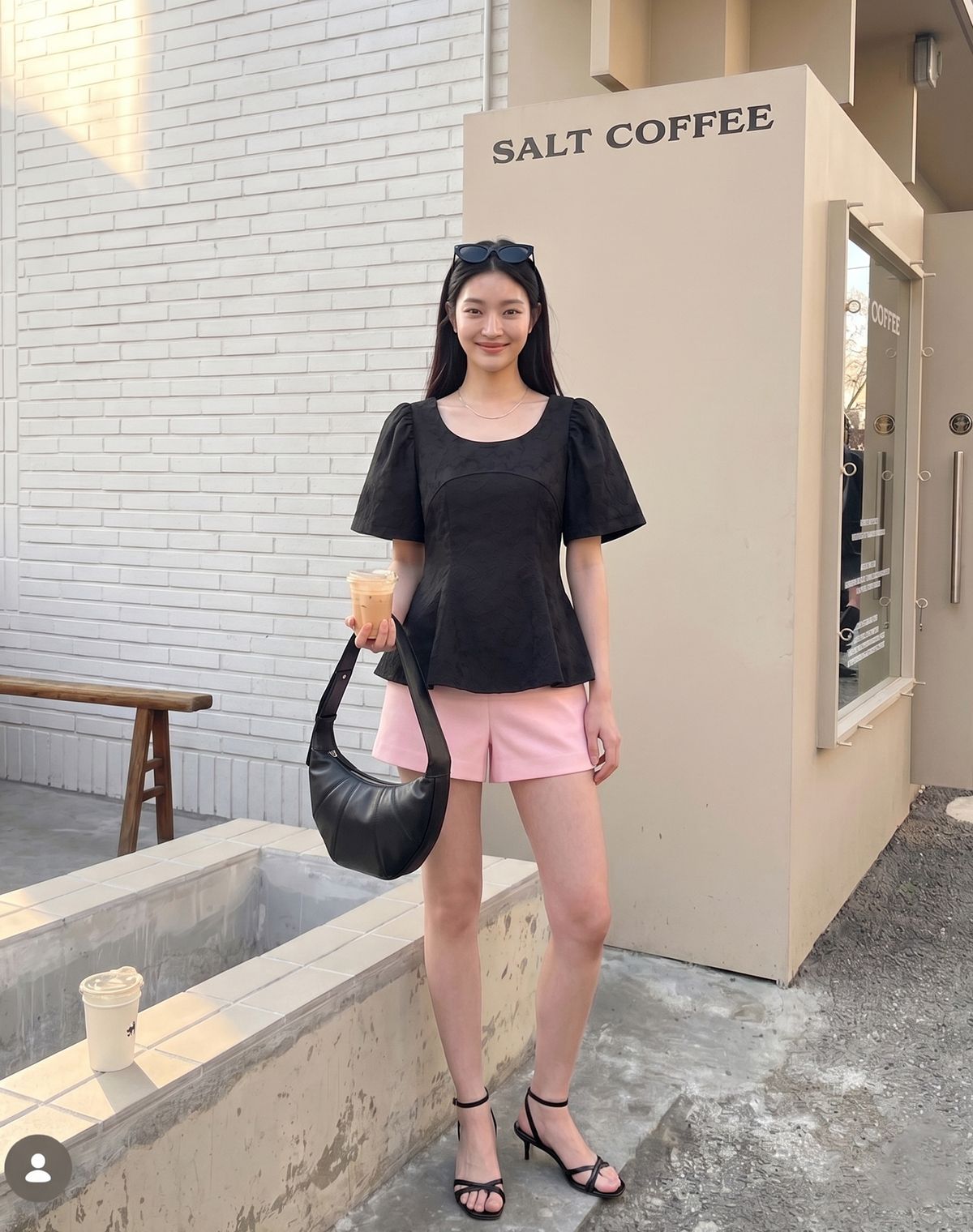 지에마르(GIEMAR) MUSE FLARE BLOUSE BLACK 뮤즈 플레어 블라우스 블랙