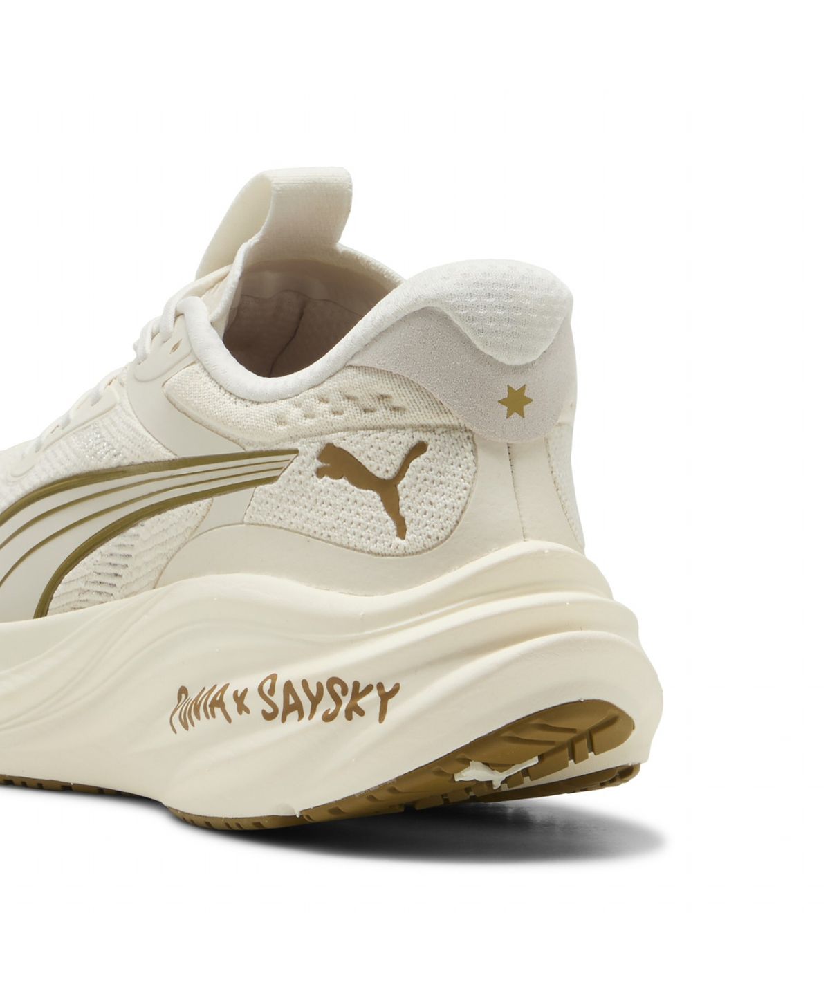 푸마(PUMA) 매그니파이 나이트로 3 세이스카이 Magnify NITRO™ 3 Saysky (31232001)