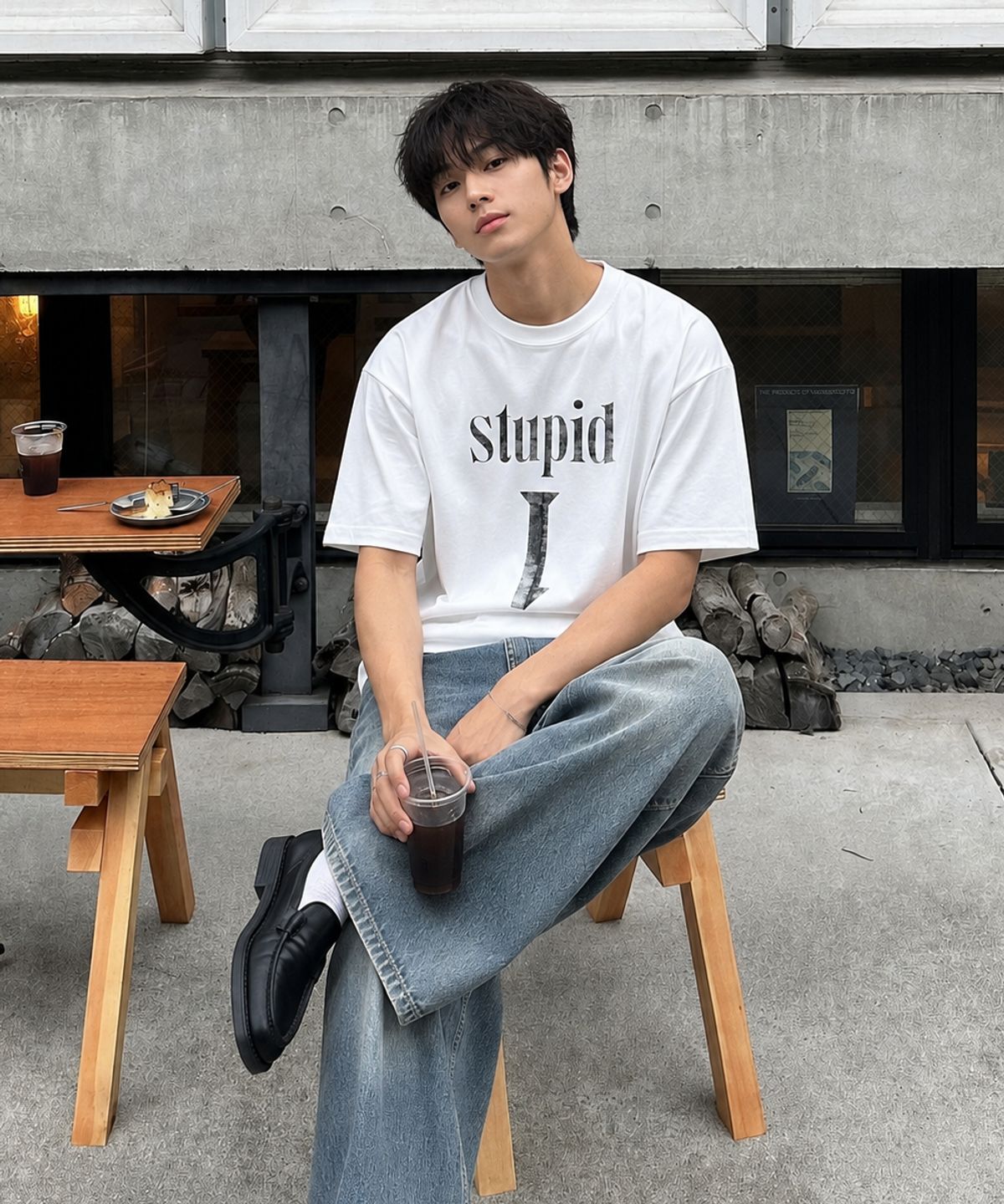 오프스핀(OFFSPIN) 스투핏 디시젼 오버사이즈 반팔 그래픽 티셔츠