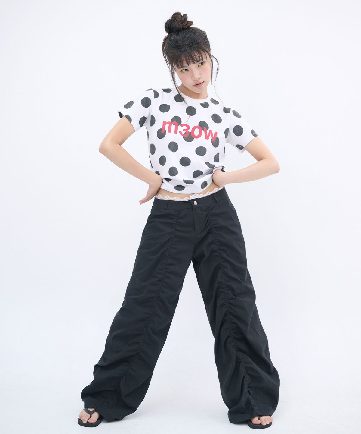 잇자바이브(ITZAVIBE) M3OW SLIM DOT T SHIRT