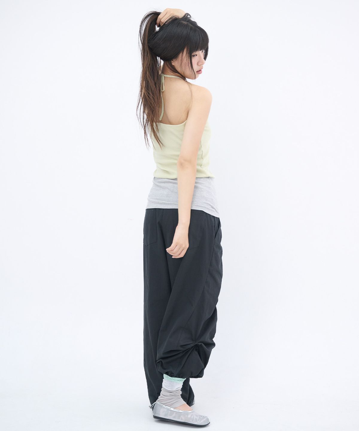 잇자바이브(ITZAVIBE) STRIPE LAYERED HALTER TOP - GREEN