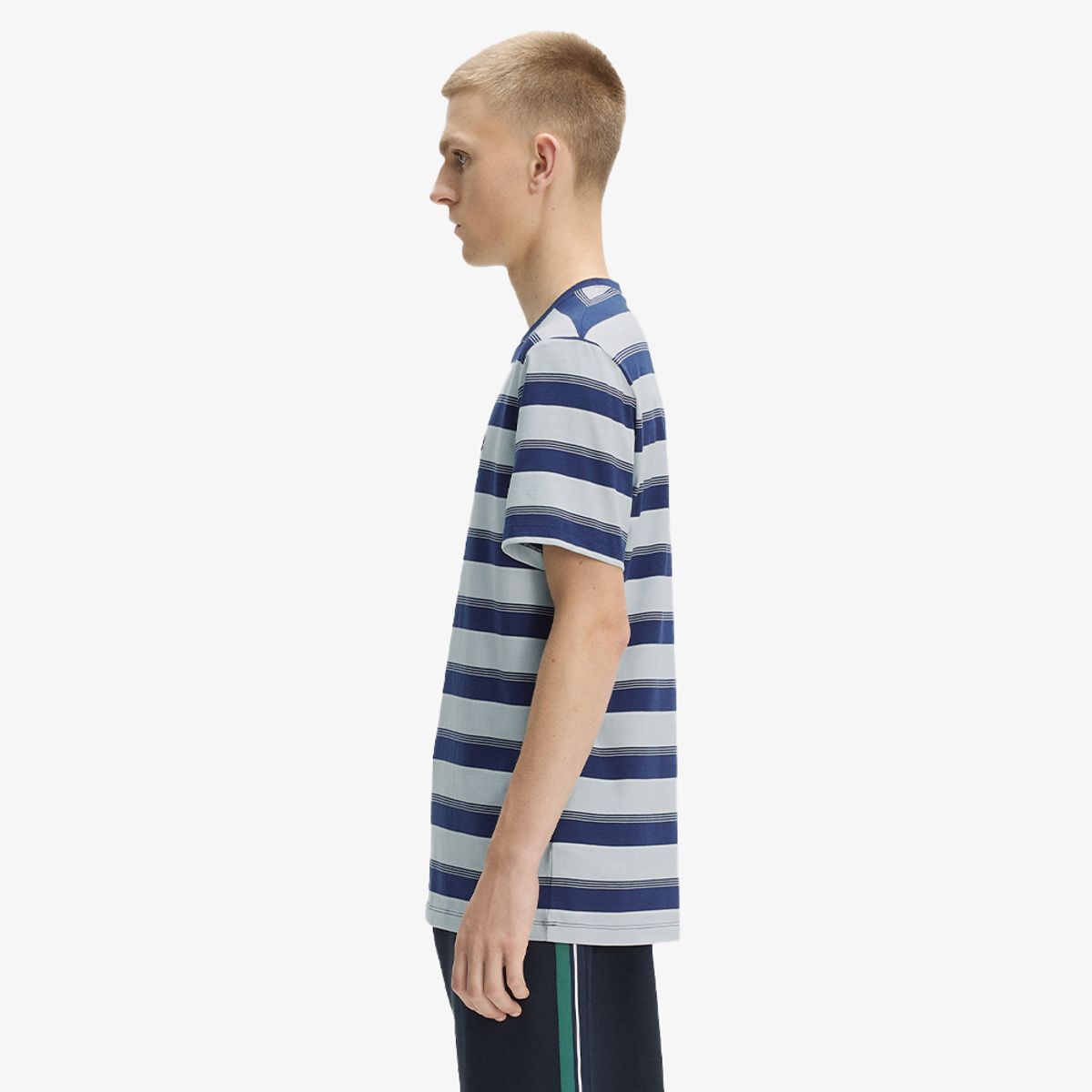 프레드페리(FRED PERRY) [Sport] 파인 스트라이프 티셔츠 - 프렌치 네이비 AFPM2612409-143