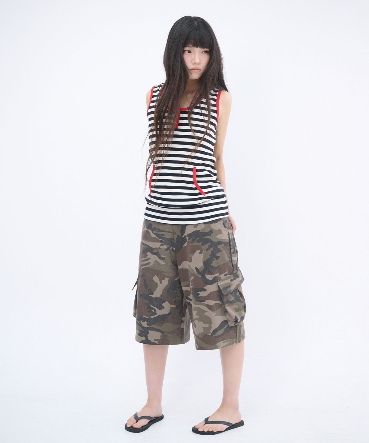 잇자바이브(ITZAVIBE) CAMO SIDE POCKET BERMUDA PANTS