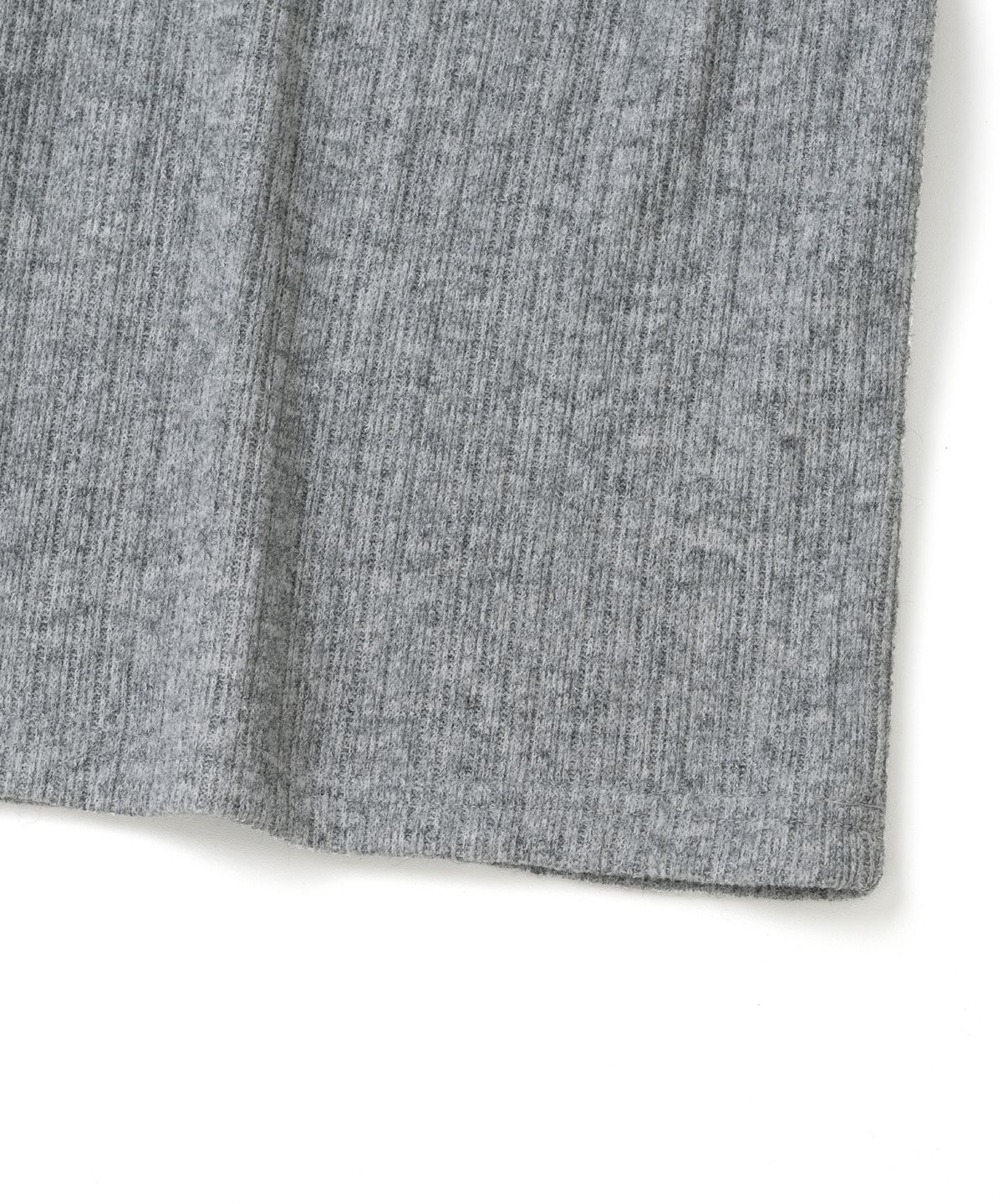니티드(KNITTED) 헨리넥 크롭 니트 티셔츠 GREY