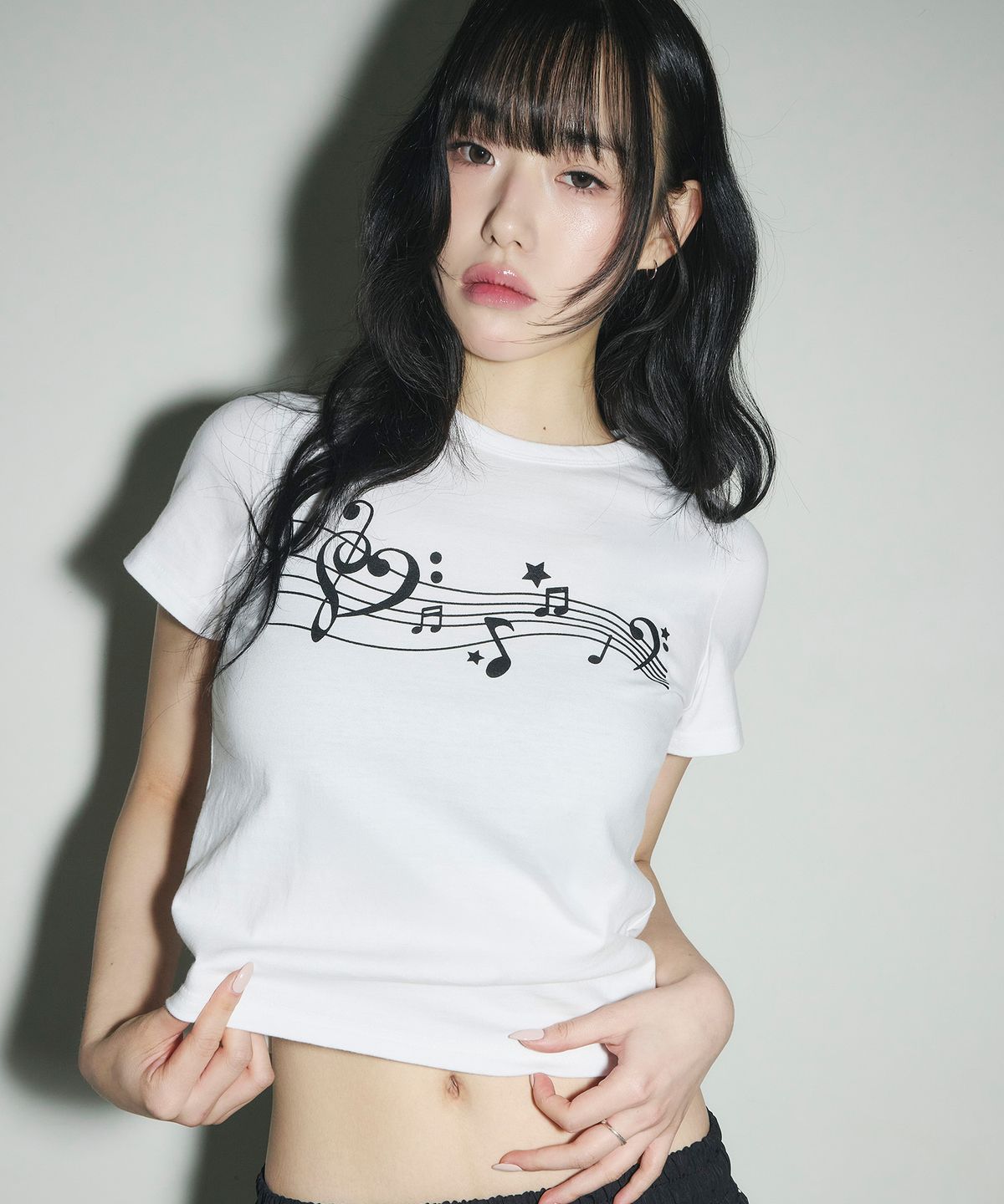 슬릭글로우(SLEEKGLOW) 필 마이 리듬 티셔츠[화이트]