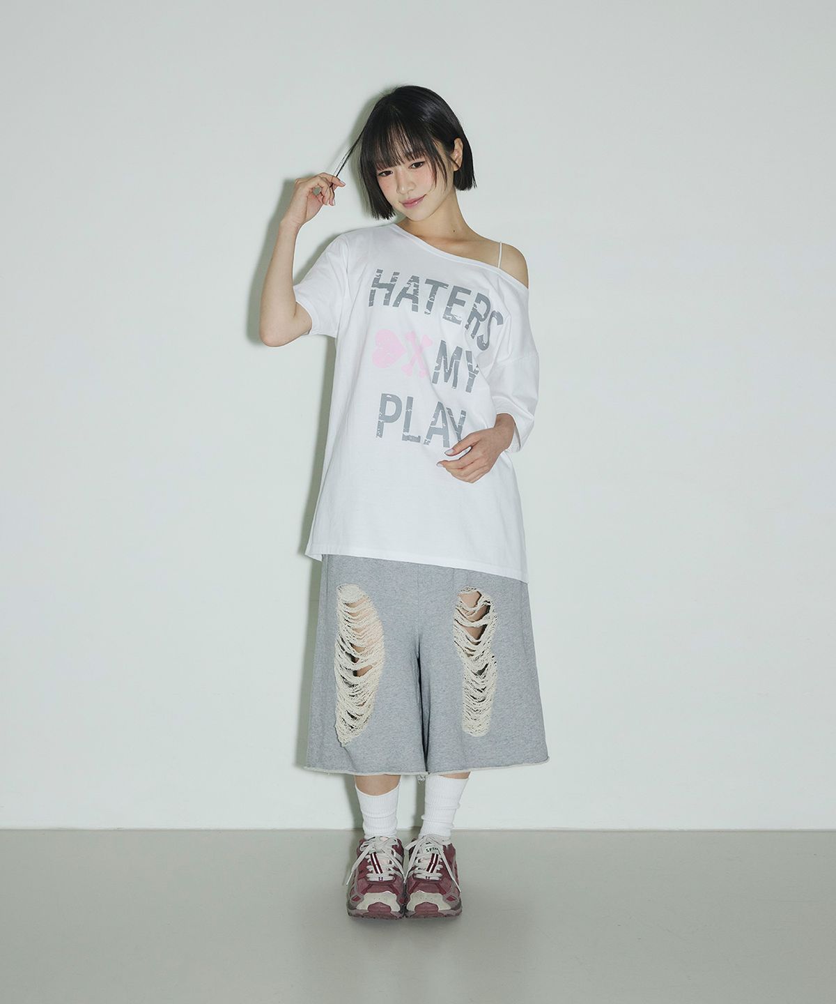 슬릭글로우(SLEEKGLOW) HATERS 원숄더 티셔츠[화이트]