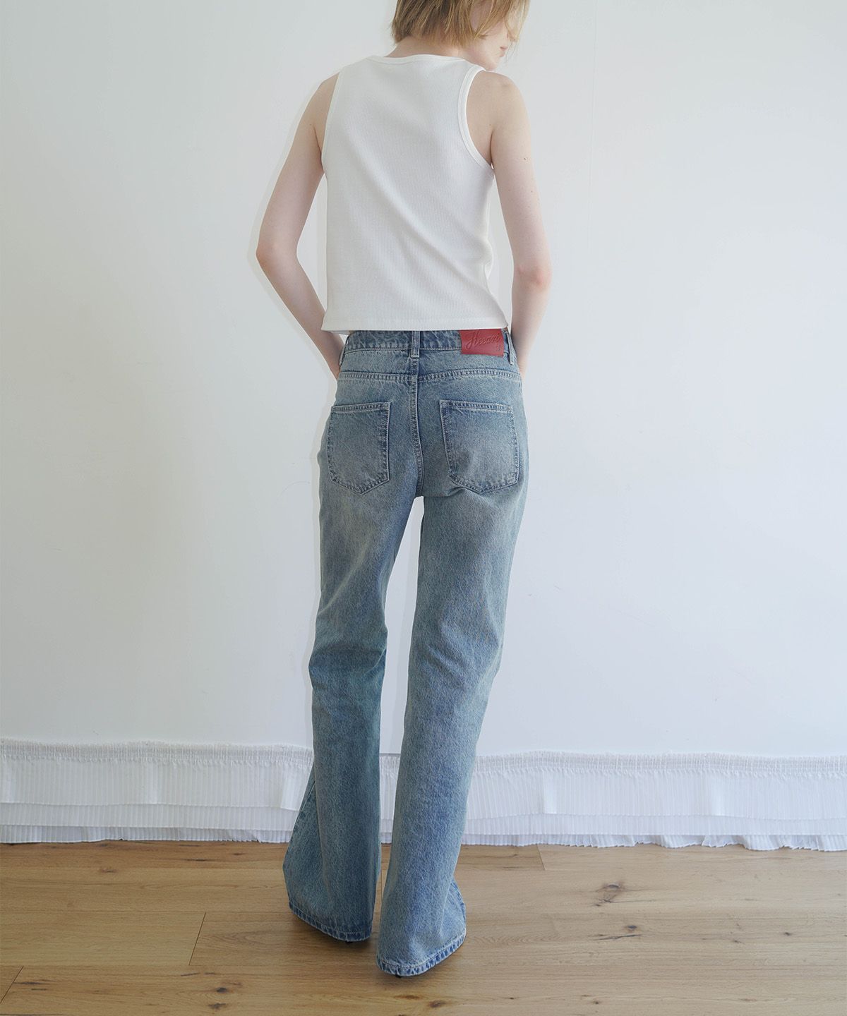 히어리(HEEARI) 소피 플레어 데님 팬츠_라이트블루