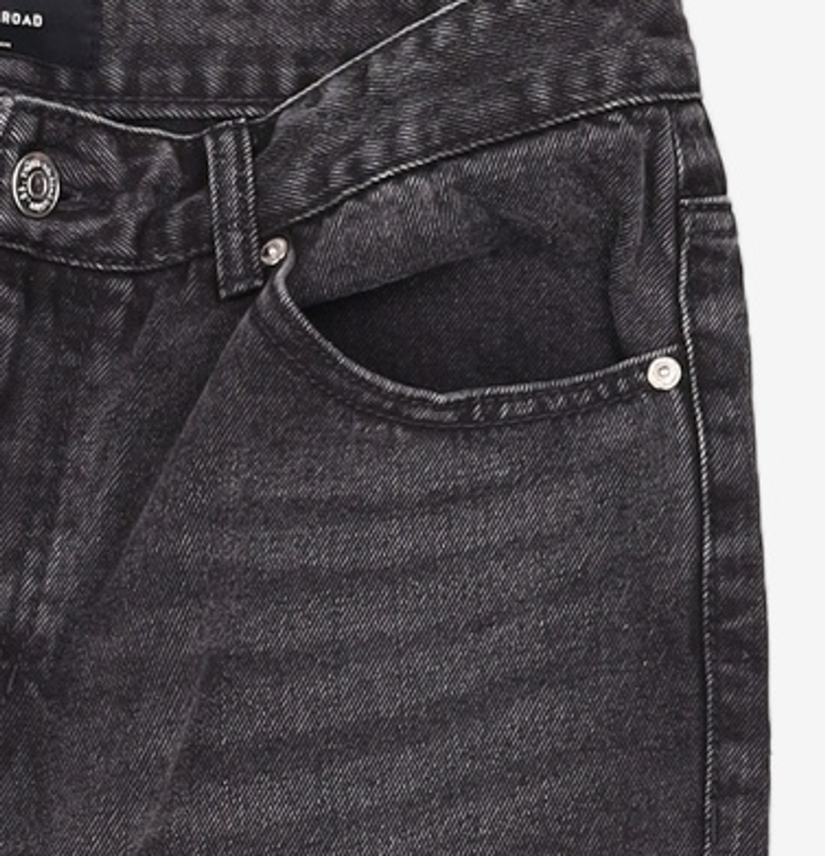 86로드(86ROAD) BLACK NORMAL CHIP / CROP TAPERED 32