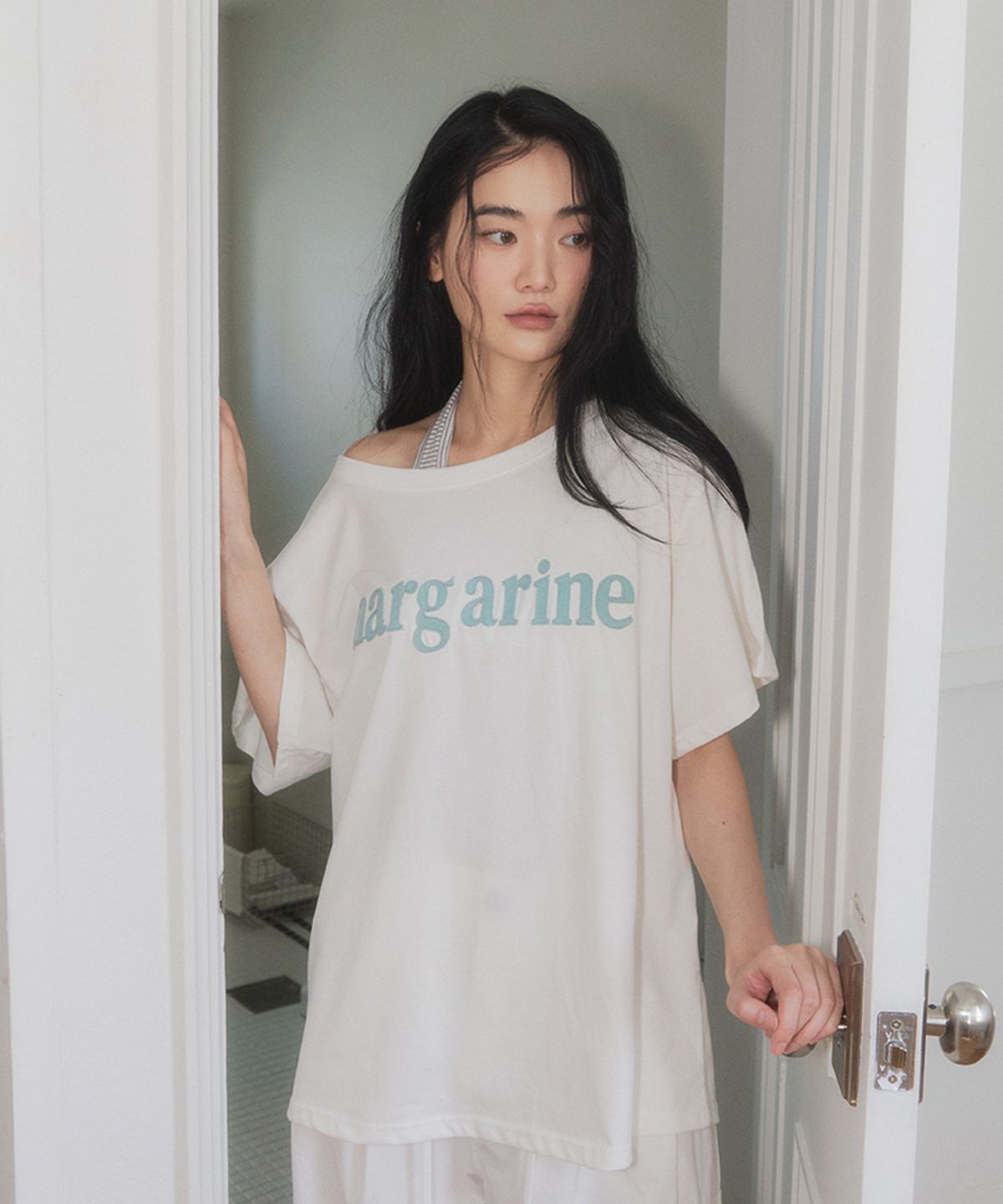 스트라이프마가린(STMG) 마가린 원숄더 아플리케 로고 반팔 화이트