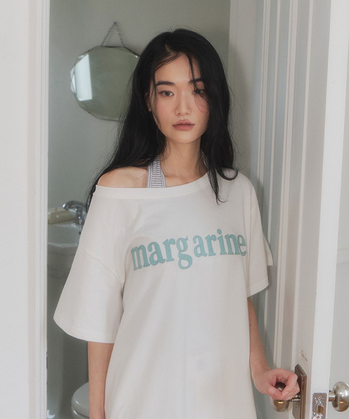 스트라이프마가린(STMG) 마가린 원숄더 아플리케 로고 반팔 화이트