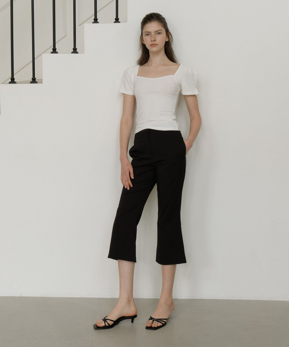 리올그(REORG) GIR CAPRI PANTS BLACK