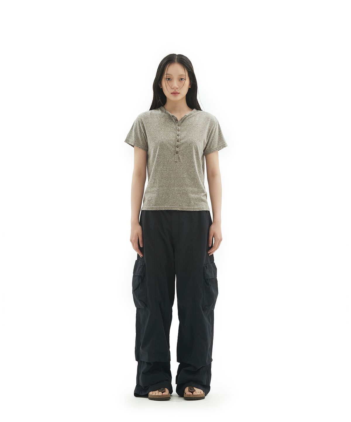 데프가먼츠(DEFGARMENTS) BUTTON-UP ROUGH T-SHIRTS [2COLOR]