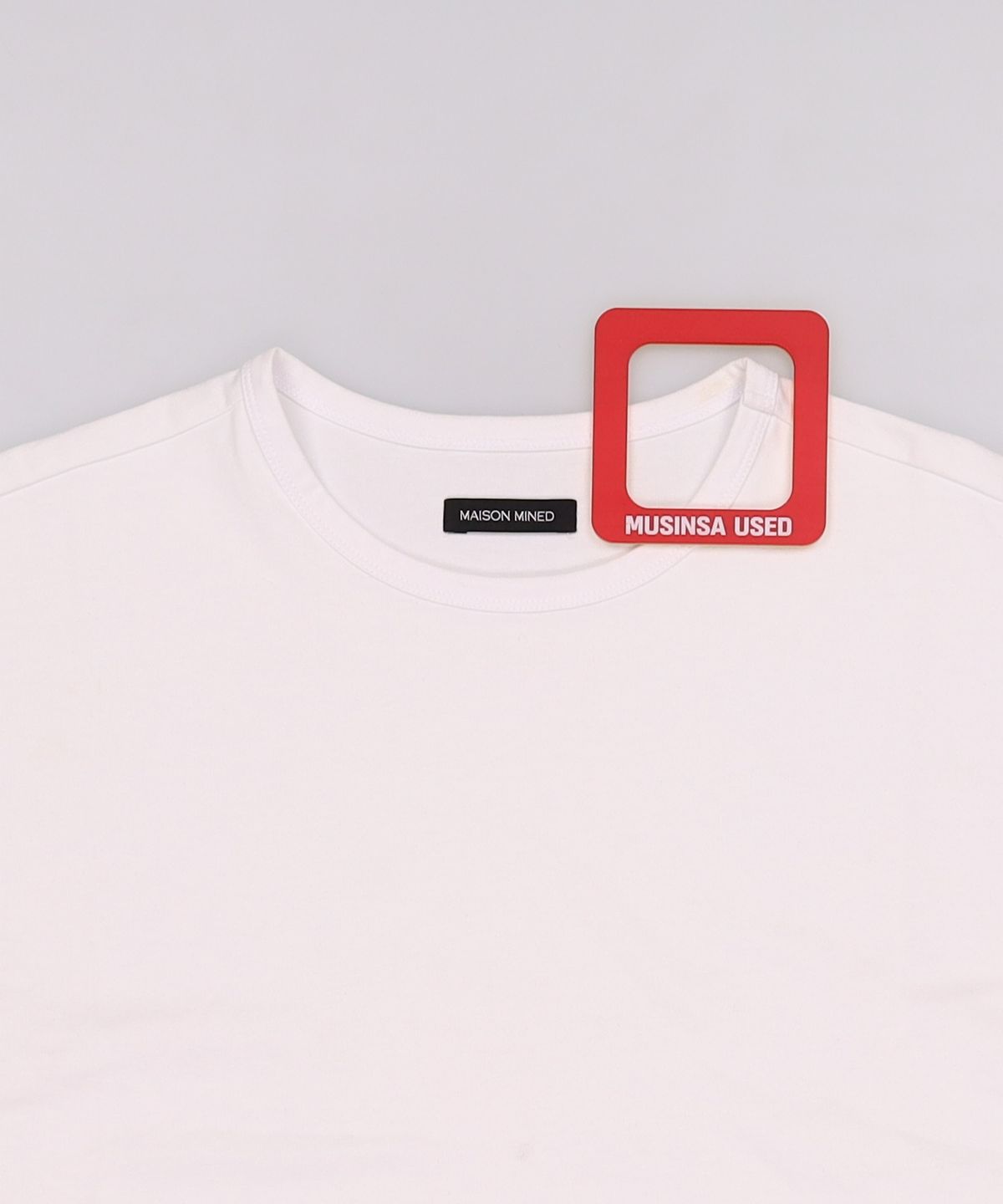 메종미네드(MAISON MINED) 긴소매 티셔츠