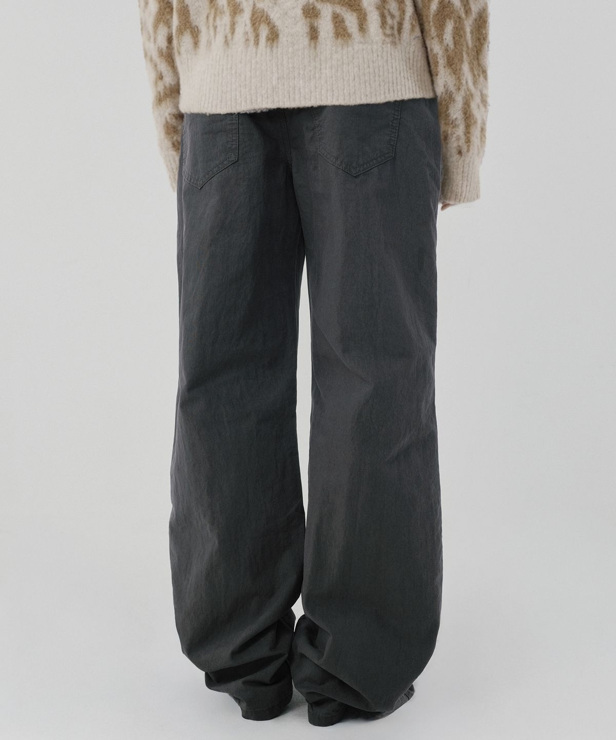 스웨이드(SUADE) SEMI WIDE PANTS [CHARCOAL GRAY]