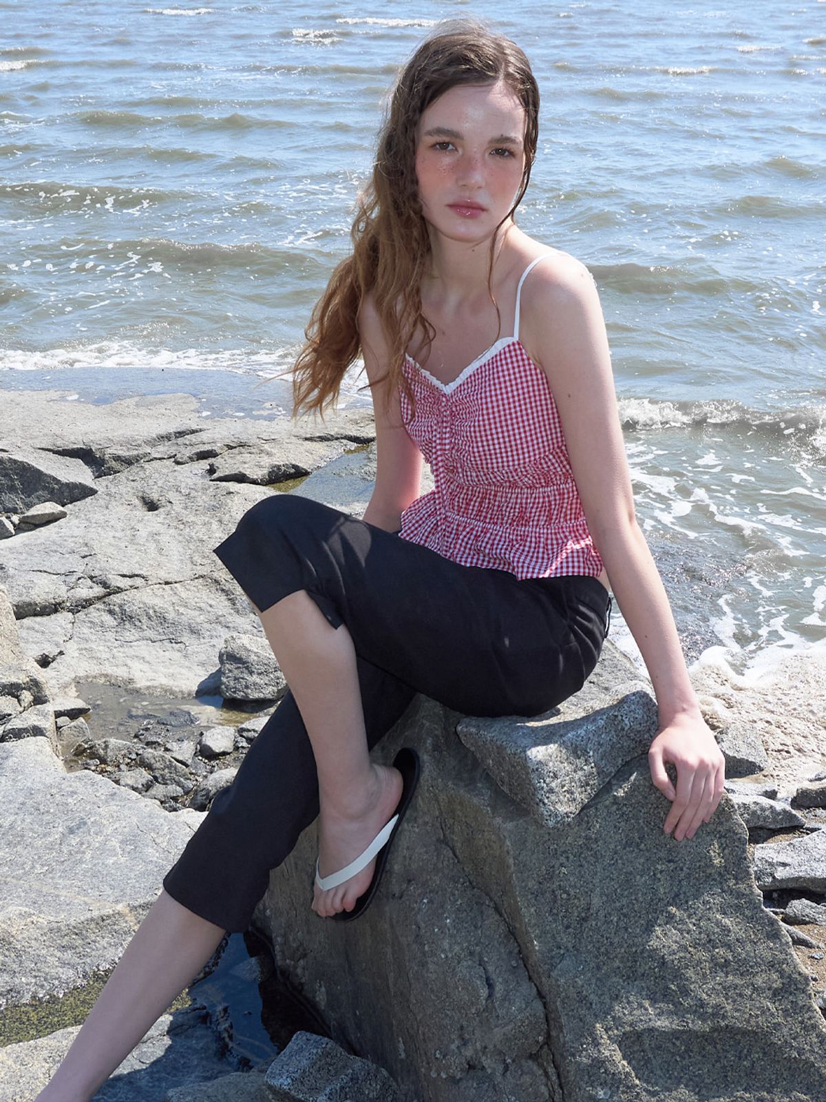 에트몽(ETMON) Smocked Cami Blouse, Red