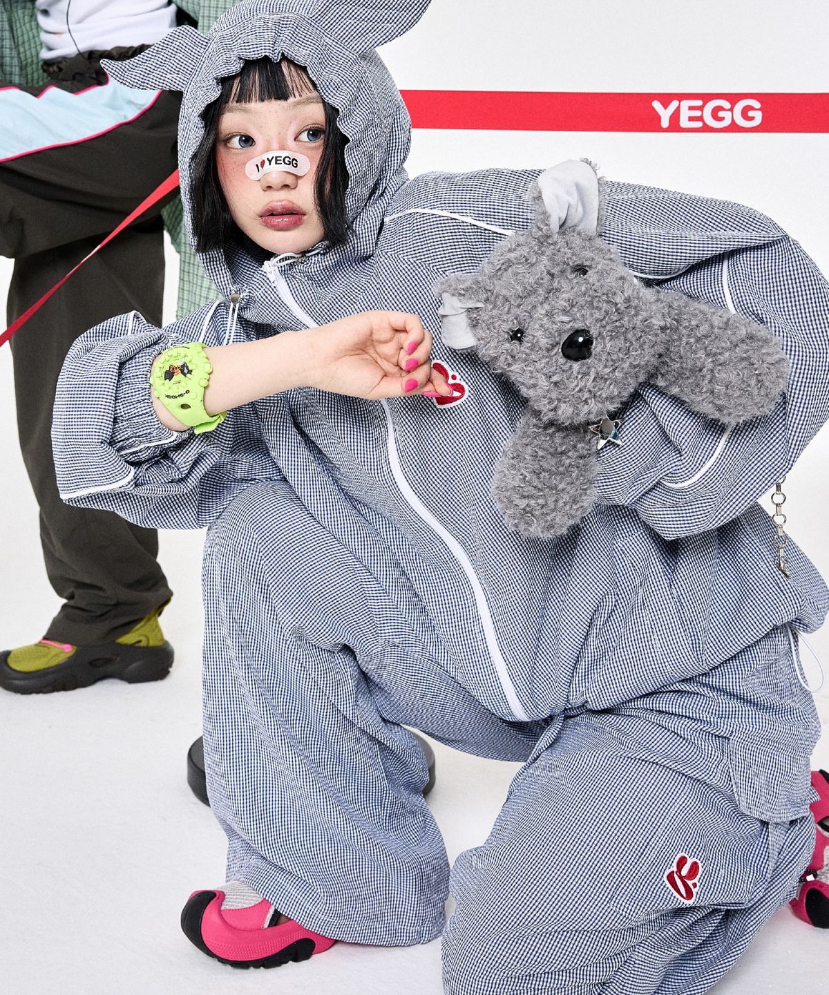 예그(YEGG) 체크 카고 팬츠 네이비