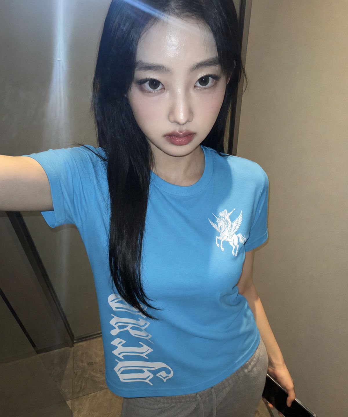 그레이버(GRAVER) [WOMAN]HORSE CORE 뉴크롭반팔티_2color