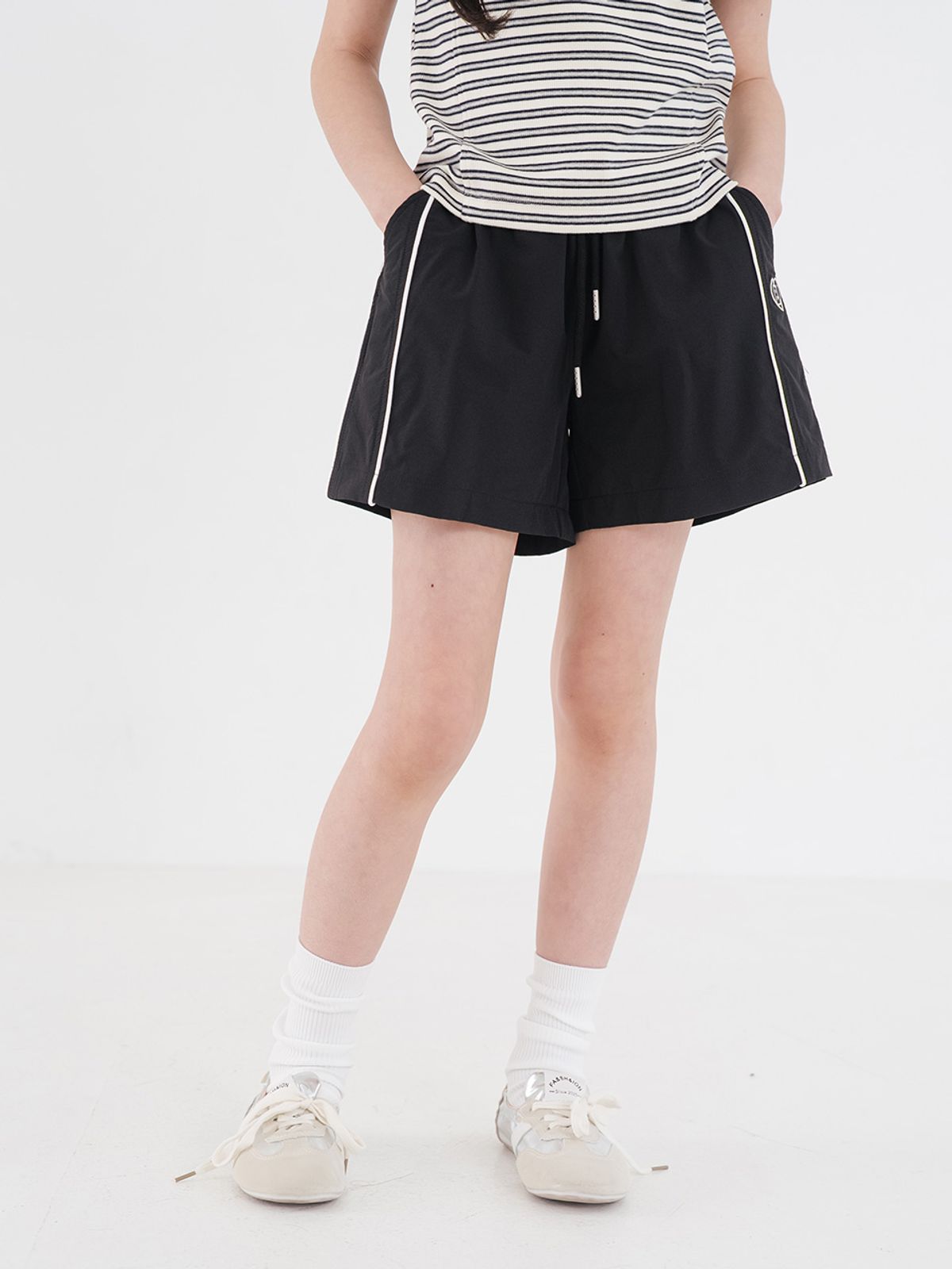 브렛테일러(BRETTAILOR) 어반 플로우 파이핑 쇼츠(블랙)