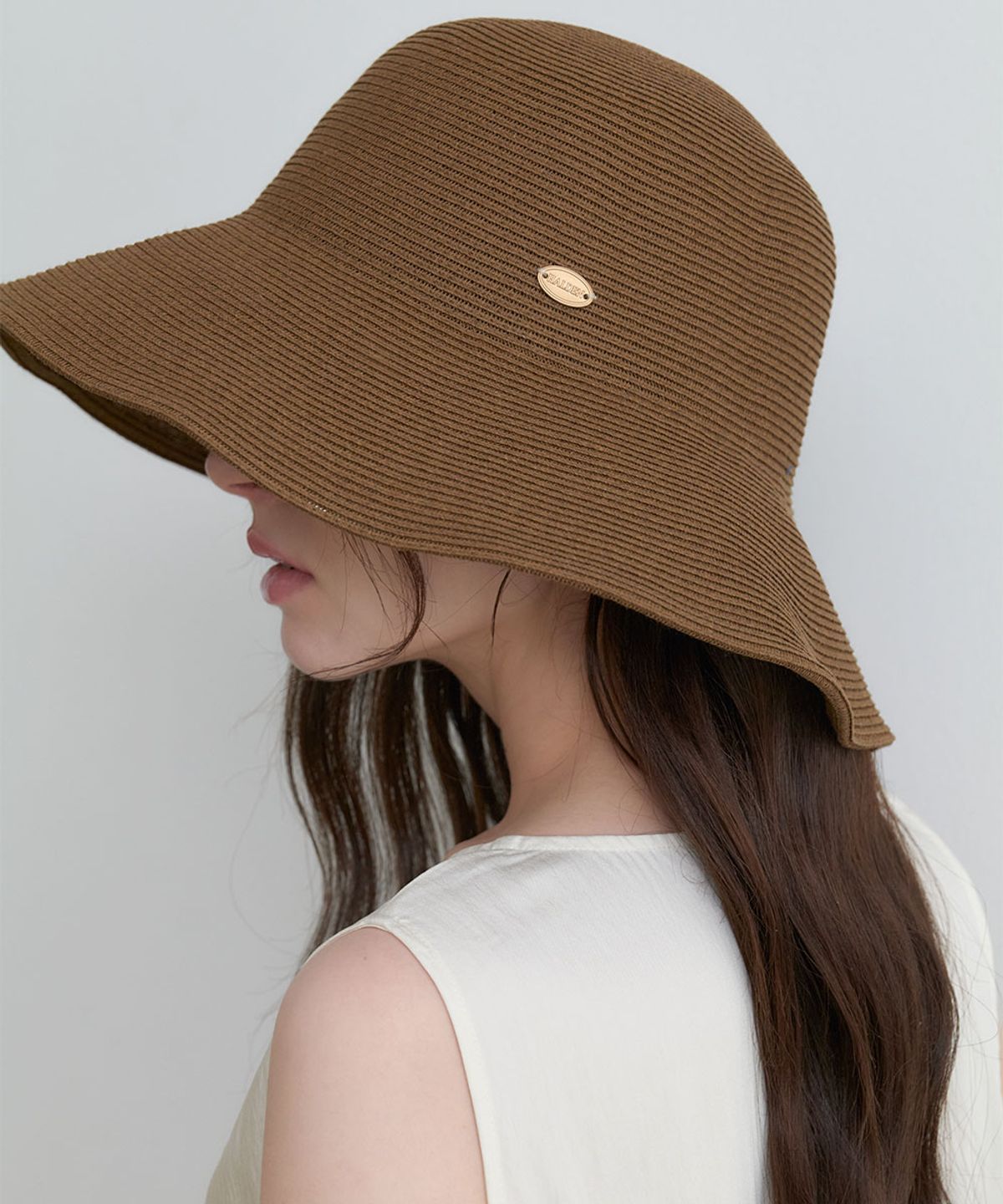 할렌(HALDEN) wide pendant bucket hat (C079_brown)