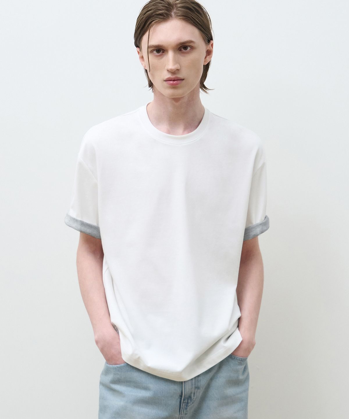 드로우핏(DRAW FIT) 콘트라스트 롤업 하프 티셔츠 [WHITE]