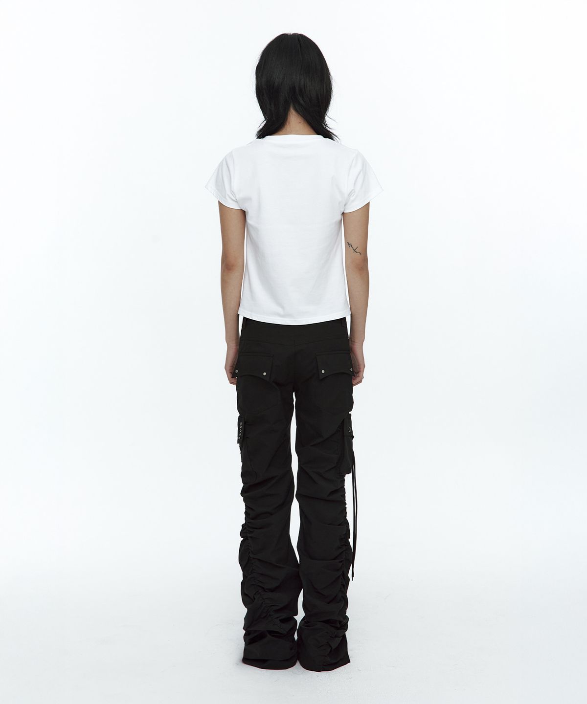 러프넥(ROUGHNECK) Shirring Cargo Pants Black