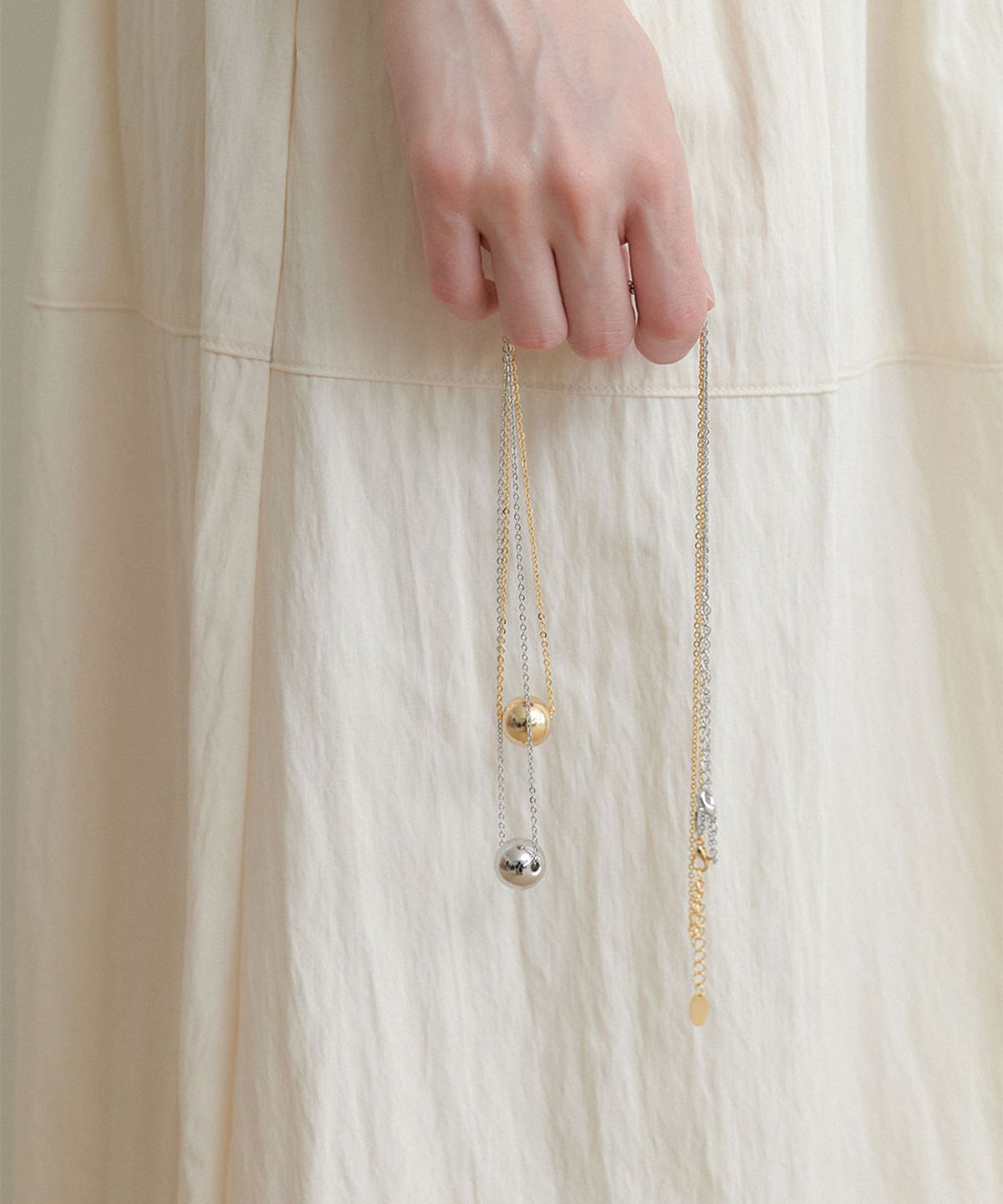 할렌(HALDEN) bold round pendant necklace (N059_gold)