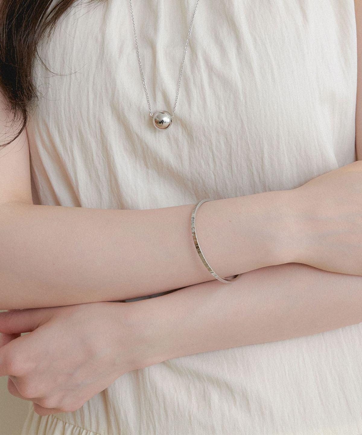 할렌(HALDEN) slim line bangle bracelet (W013_silver)