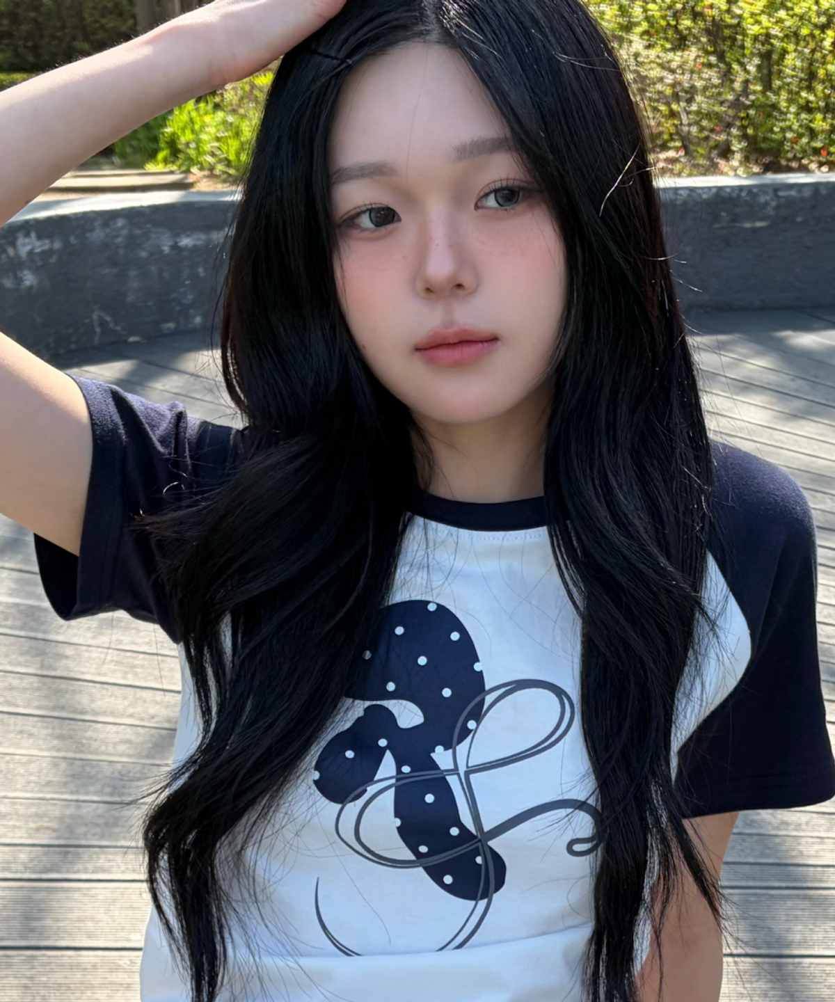 로긴 앤 로지(ROGIN N ROSIE) RnR Dot Point Ragian T-shirt White-Navy
