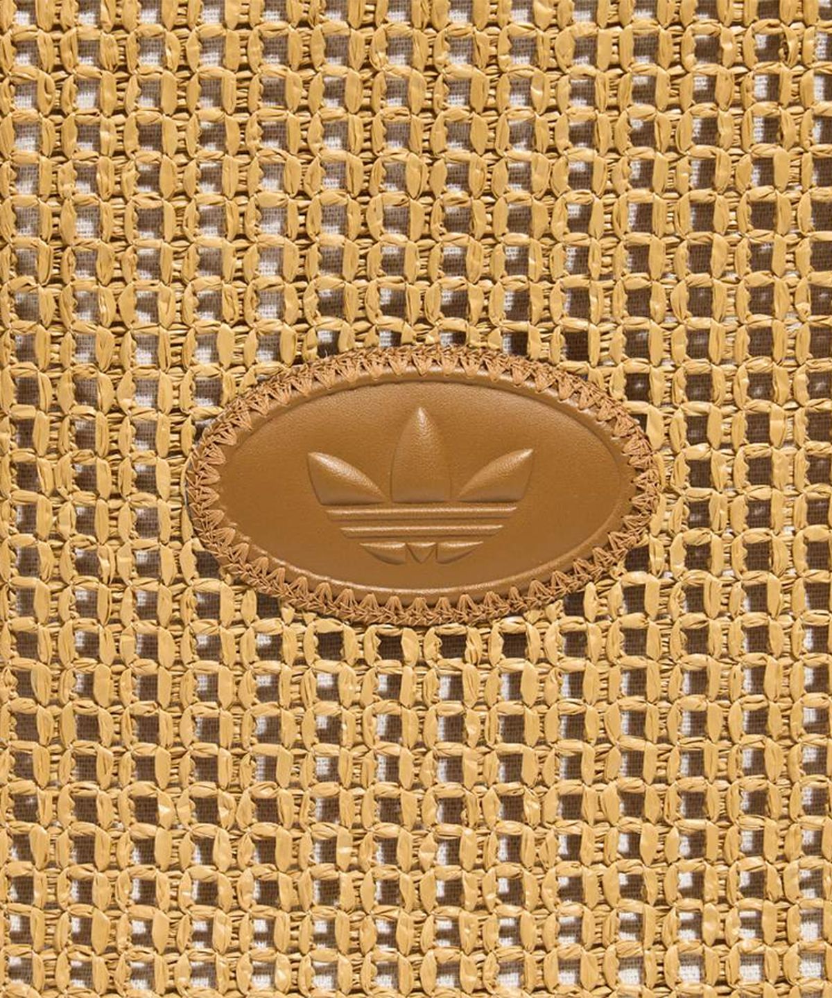 아디다스(ADIDAS) 크로셰 토트 백 - 브라운 / LE9846