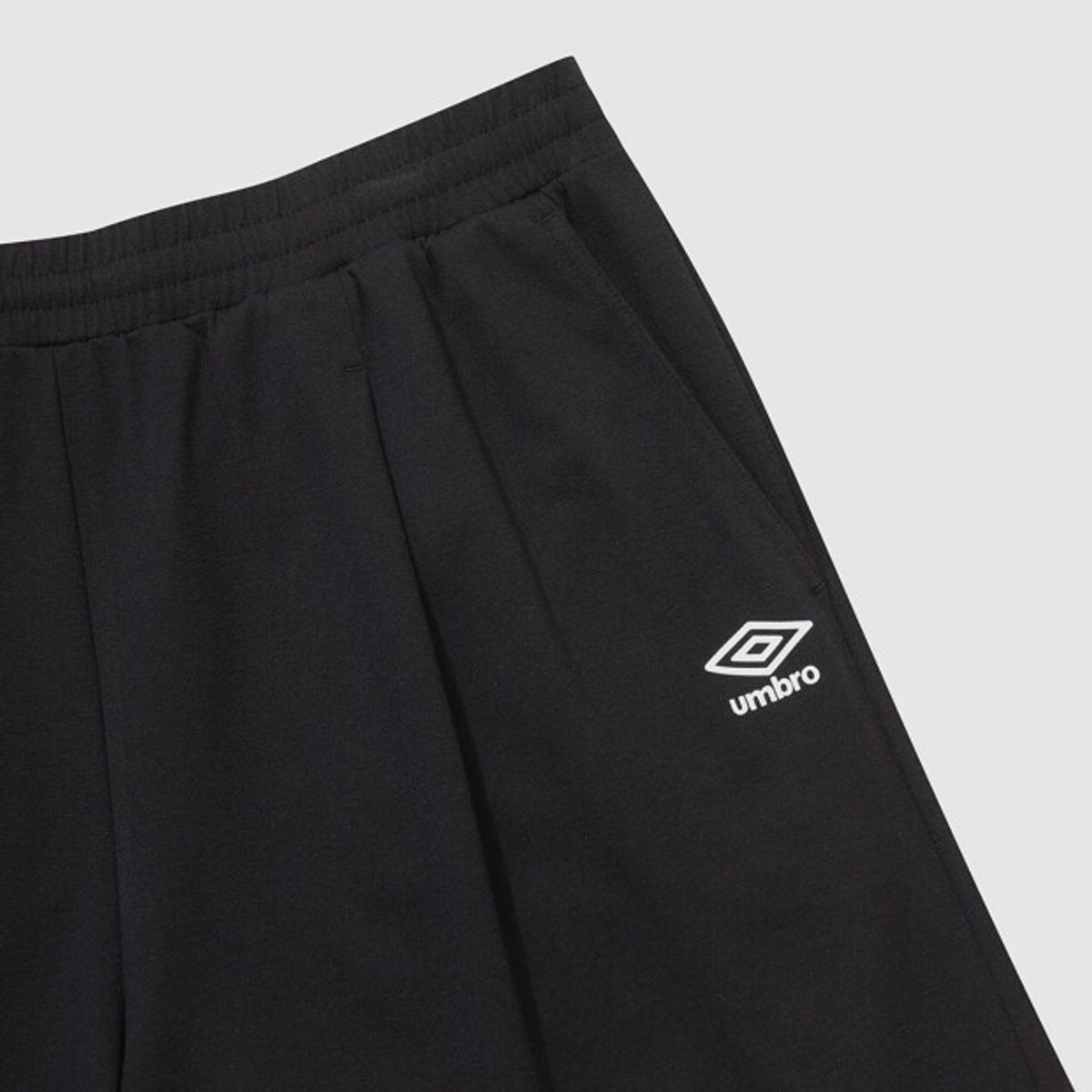 엄브로(UMBRO) [QUICK-DRY] 칠아웃 프레쉬 4.5부 반바지 블랙 UR223CHP62