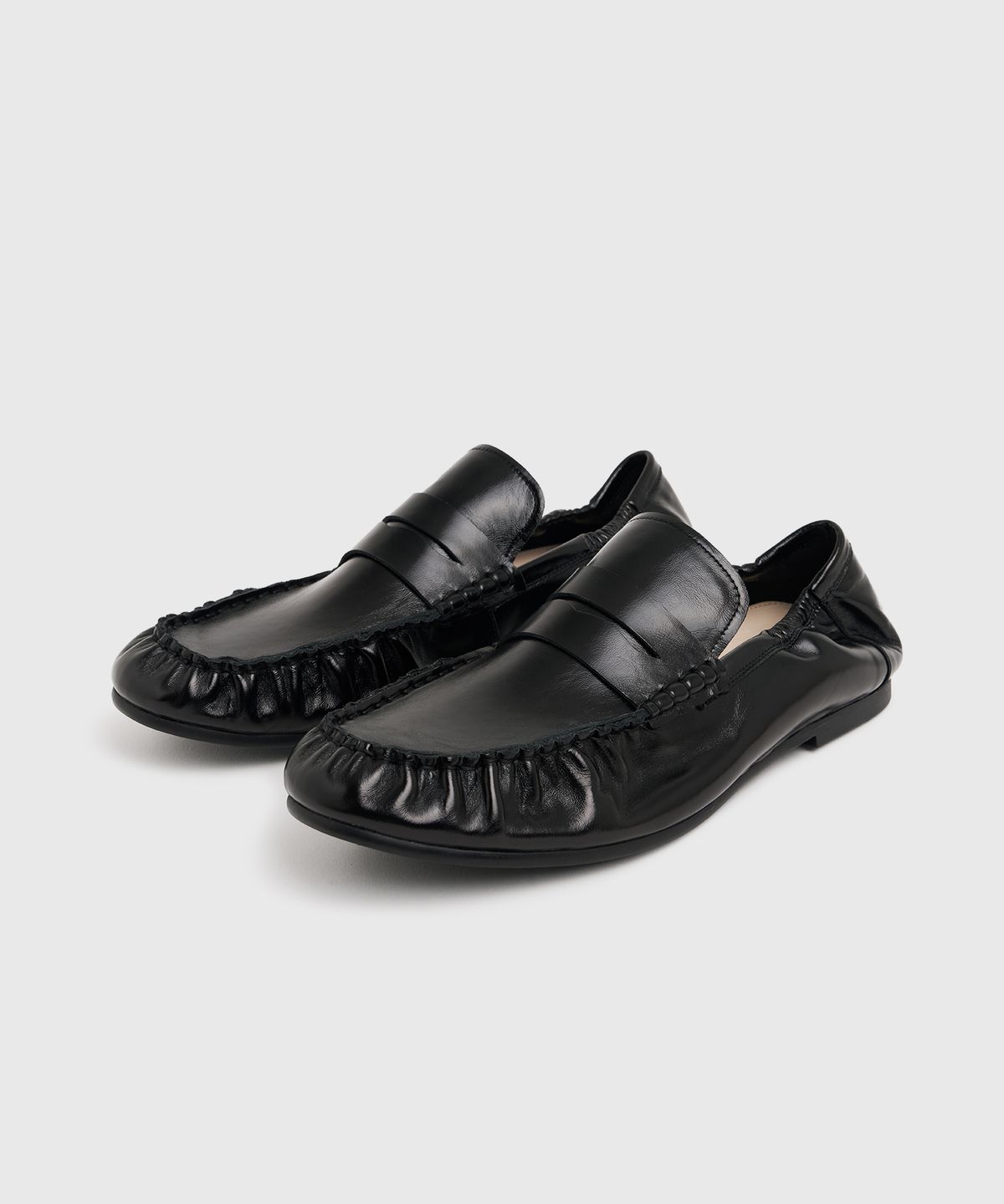 로스트가든(LOSTGARDEN) UNIFORM Pleats Banding Loafer Black