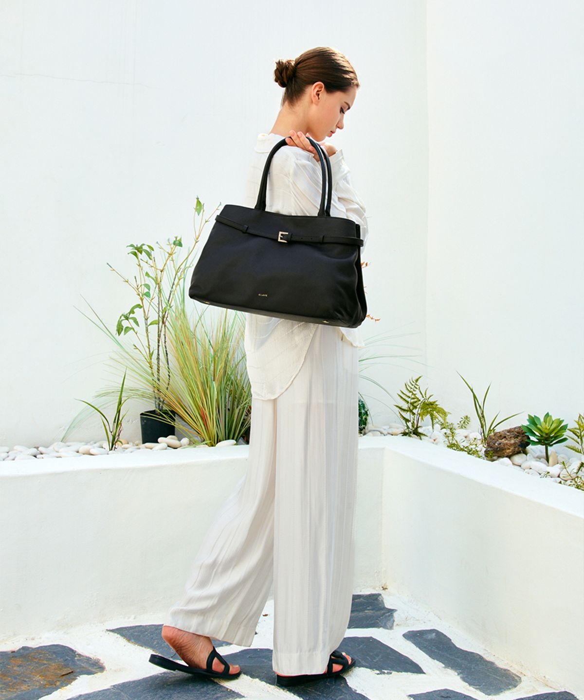 끌라베(CLAVE) 끌레어 블랙 토트백 (CLAIR Black Tote Bag)