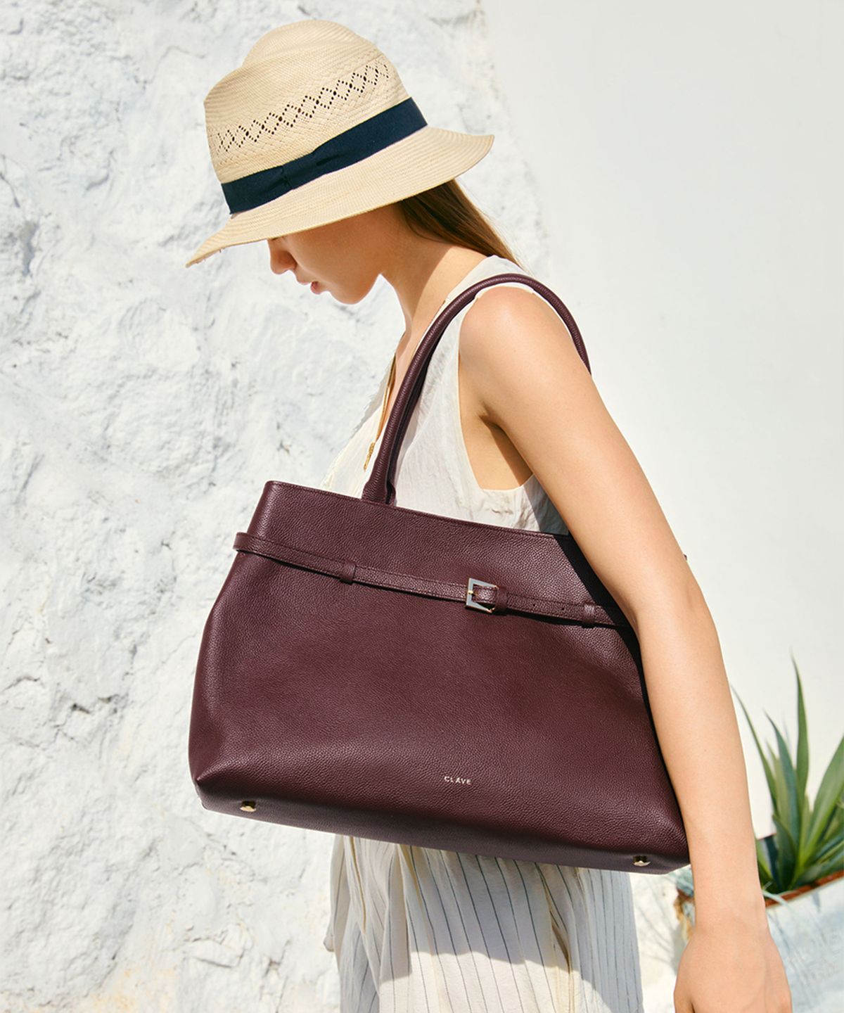 끌라베(CLAVE) 끌레어 버건디 토트백 (CLAIR Burgundy Tote Bag)