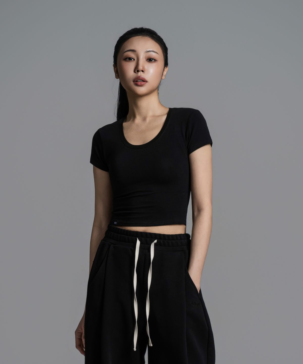 어센더(ASCENDER) (W) 유넥 소프트 크롭 숏슬리브 2color