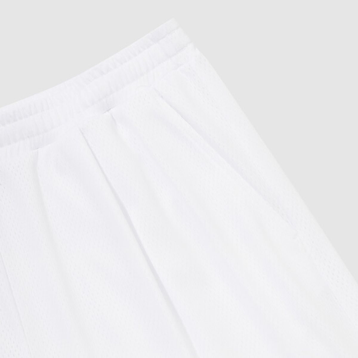 엄브로(UMBRO) 챈트 메쉬 6부 버뮤다팬츠 화이트 UR321CHP72