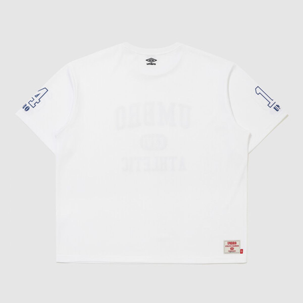 엄브로(UMBRO) 챈트 메쉬 그래픽 로고 반팔 티셔츠 화이트 UR321CRS74