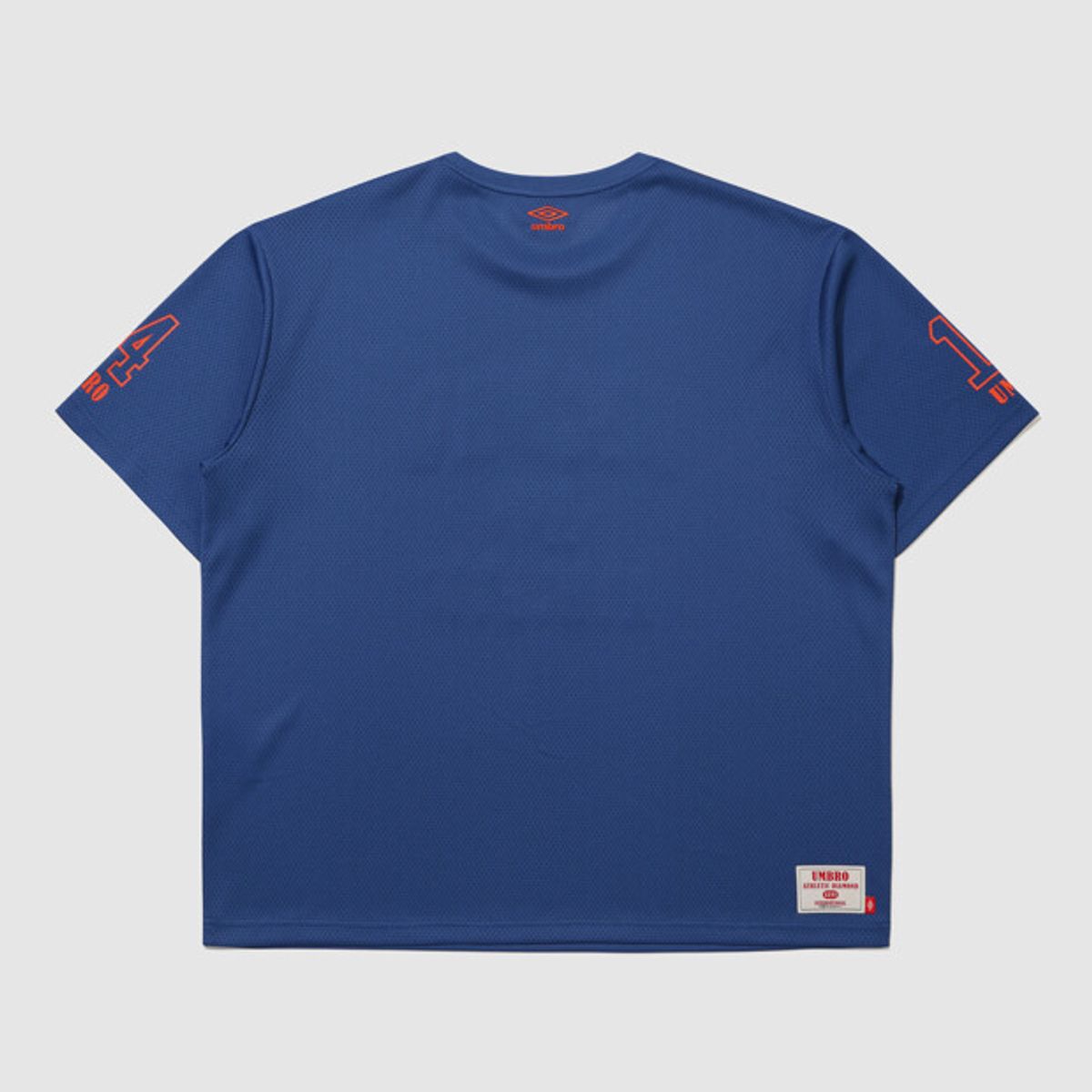 엄브로(UMBRO) 챈트 메쉬 그래픽 로고 반팔 티셔츠 블루 UR321CRS74