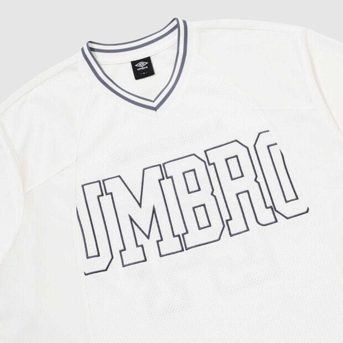 엄브로(UMBRO) 챈트 메쉬 우먼스 그래픽 반팔 티셔츠 아이보리 UR322CRS74