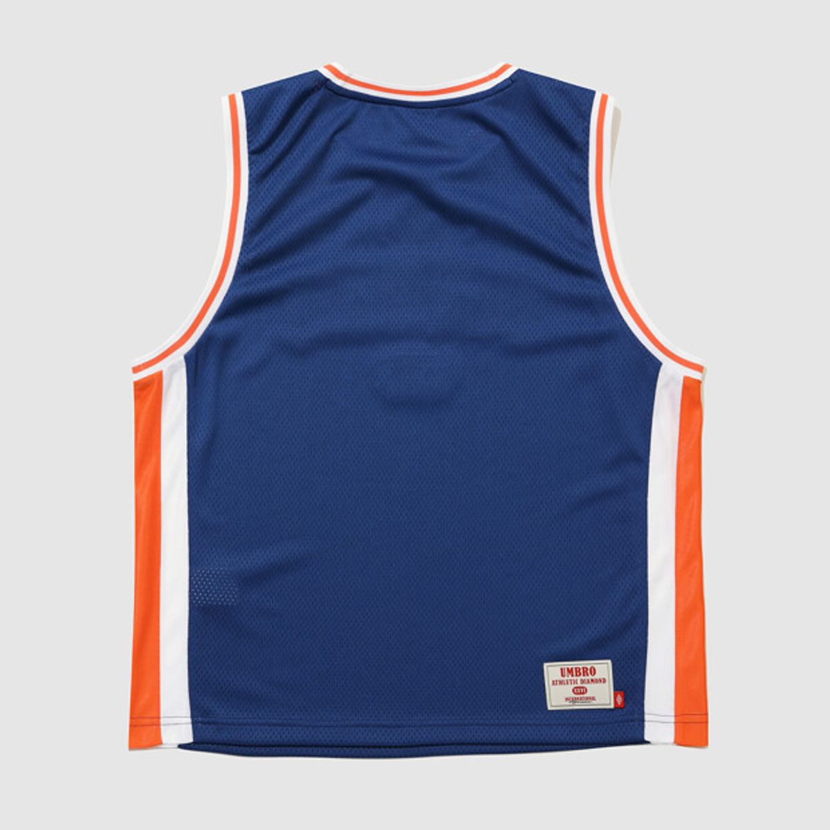 엄브로(UMBRO) 챈트 메쉬 그래픽 로고 슬리브리스 티셔츠 네이비 UR324CSL72